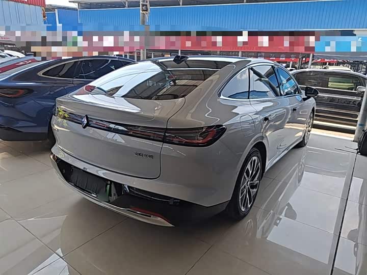 Baojun Xiangjing 2025 2025款 插混 140km豪华版