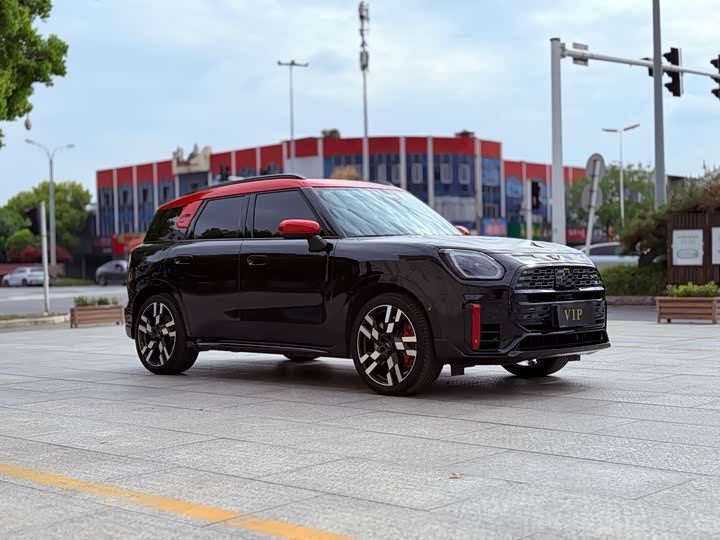 2024 Mini Countryman JCW