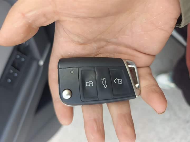 Фото 9 - Volkswagen Tayron