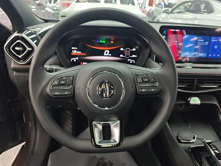 Фото 7 - MG Motor 5