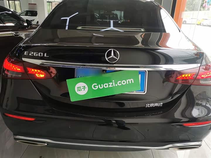 Photo 6 - Mercedes-Benz E-Class