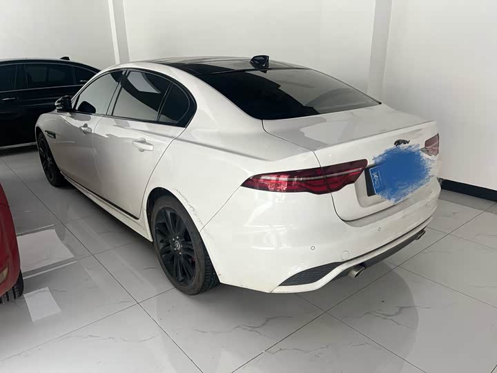 Jaguar XE L 2025 2025款 2.0T 250PS R-DYNAMIC 90周年典藏版