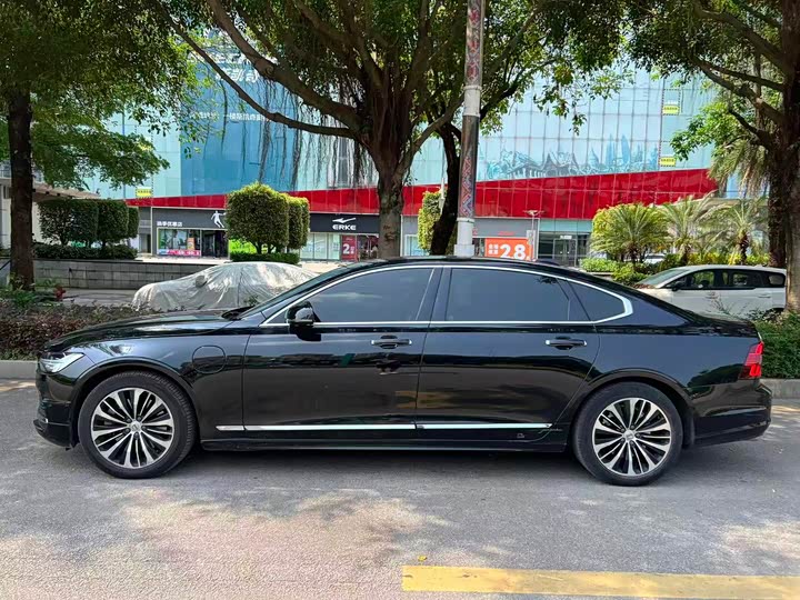 Фото 6 - Volvo S90 Hybrid