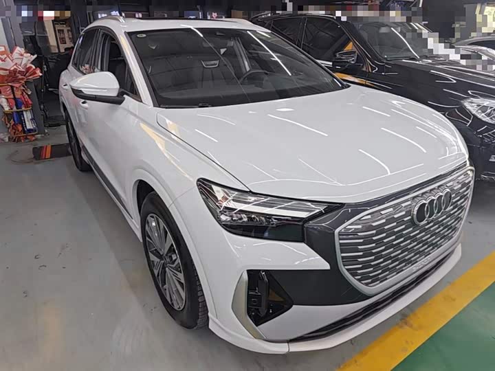 2024 Audi Q4 e-tron