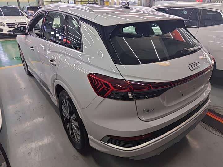 2024 Audi Q4 e-tron