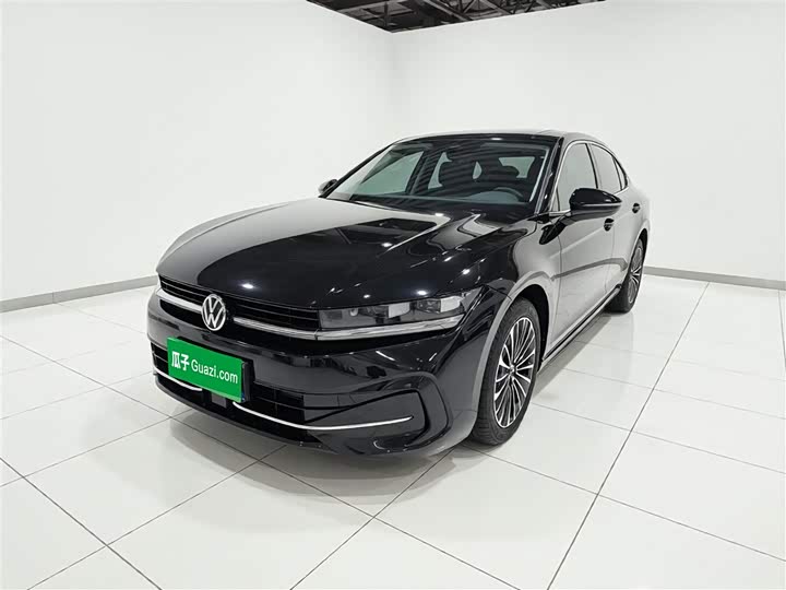 Фото 2 - Volkswagen Magotan