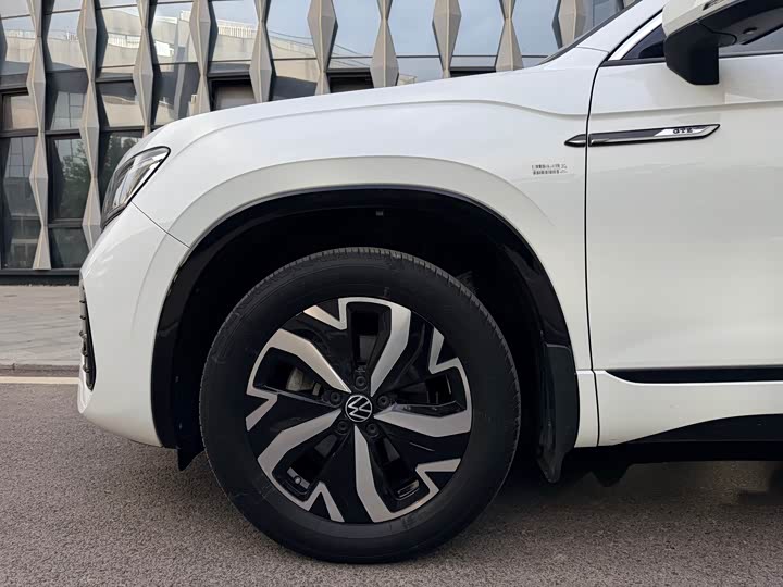 2023 Volkswagen Tayron GTE Hybrid
