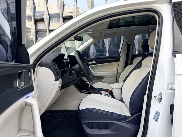 2023 Volkswagen Tayron GTE Hybrid