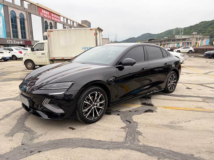 2025 BYD Seal