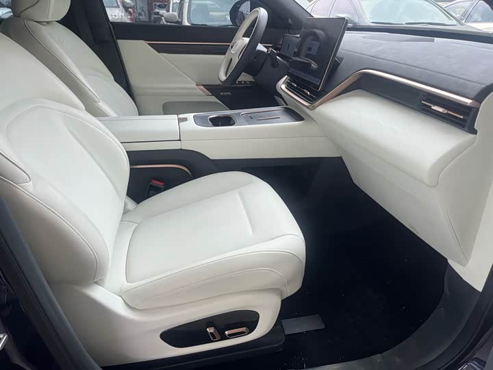 Фото 6 - Dongfeng Yipai eπ 008