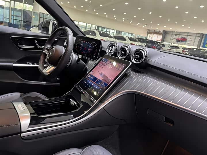 Фото 3 - Mercedes-Benz C-Class