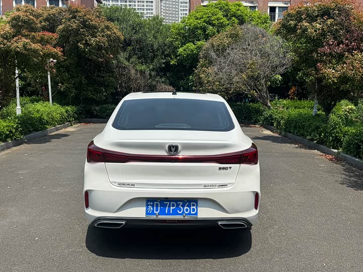 Фото 6 - Changan Eado Plus