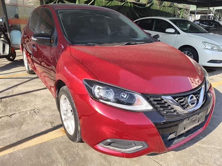 Zdjęcie 4 - Nissan Tiida