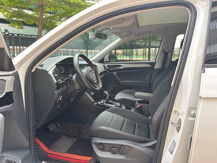 Фото 7 - Volkswagen Tayron