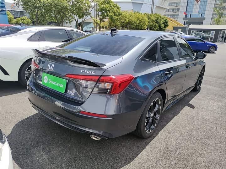 Фото 7 - Honda Civic