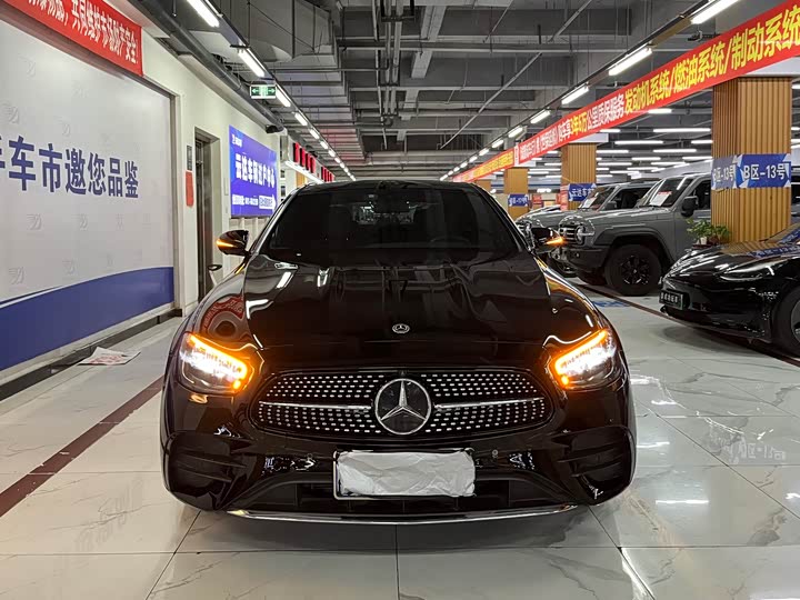 Zdjęcie 1 - Mercedes-Benz E-Class