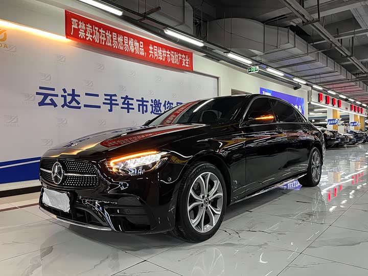 Zdjęcie 2 - Mercedes-Benz E-Class