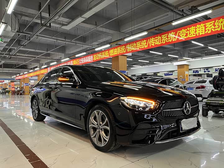 Zdjęcie 6 - Mercedes-Benz E-Class
