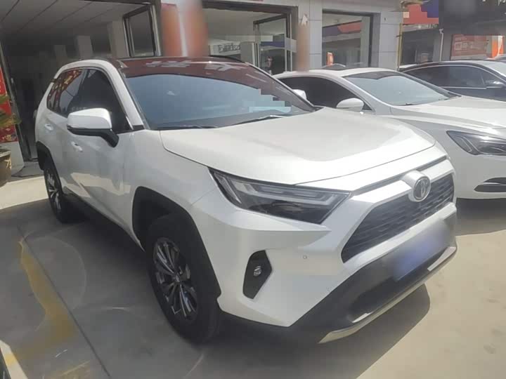 Photo 4 - Toyota RAV4