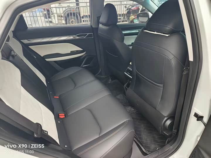 Geely Emgrand L 2022 2022款 1.4T CVT旗舰型