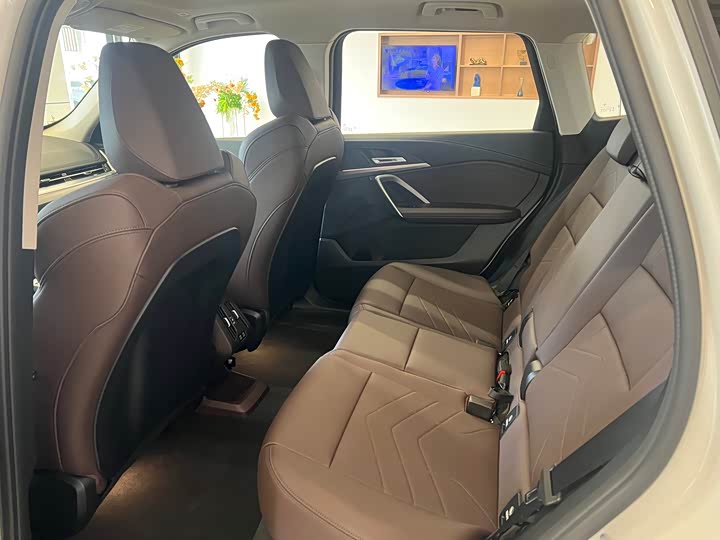 BMW iX1 2025 2025款 eDrive25L M运动套装