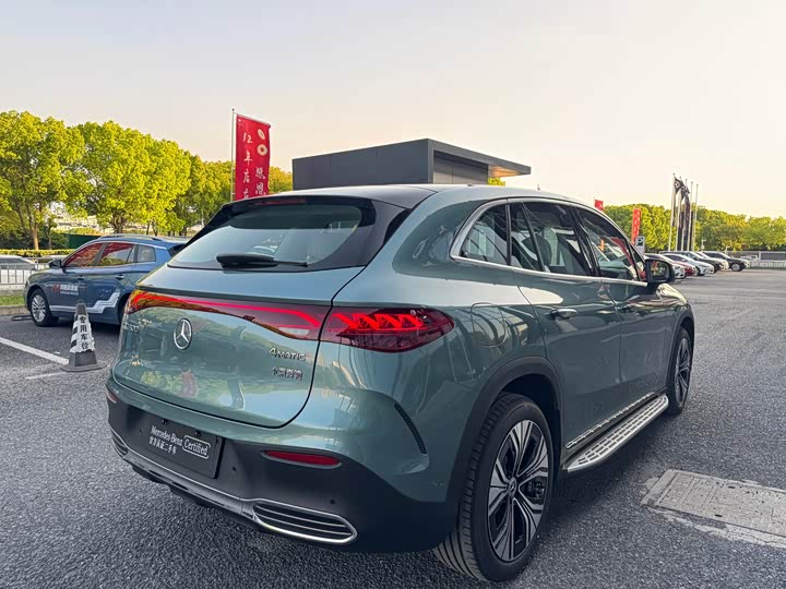 Mercedes-Benz EQE SUV 2024 2024款 500 4MATIC 先锋版