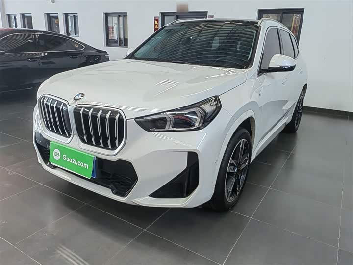 Фото 1 - BMW X1