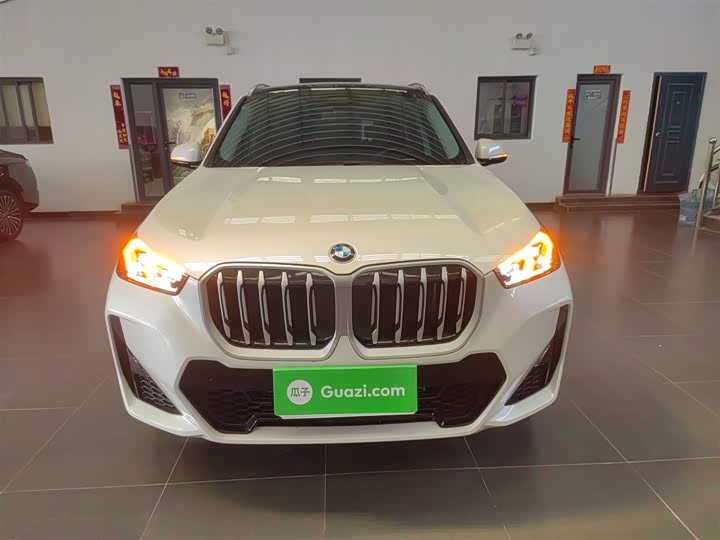 Фото 3 - BMW X1
