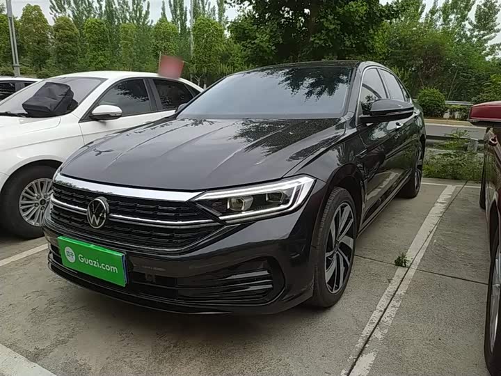 Фото 1 - Volkswagen Sagitar L