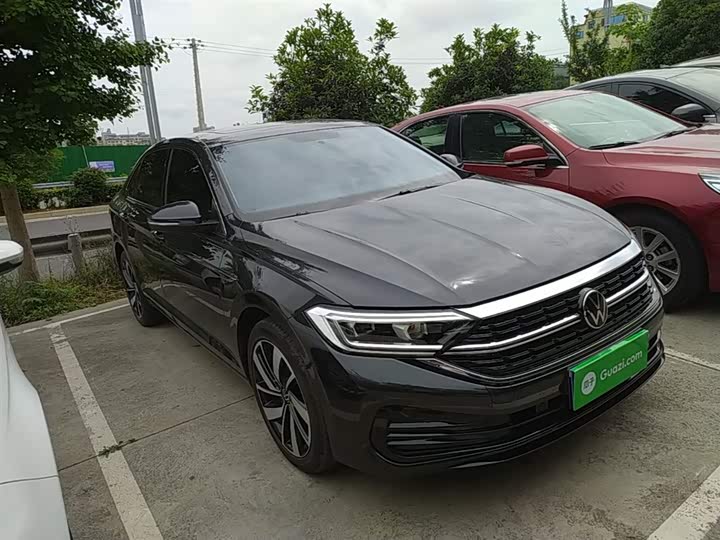 Фото 4 - Volkswagen Sagitar L