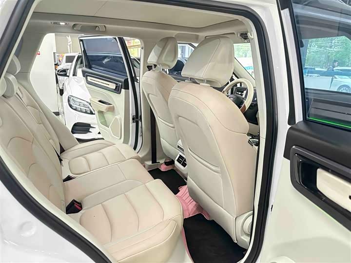 Geely Icon 2023 2023款 1.5TD 巧克力醇巧版