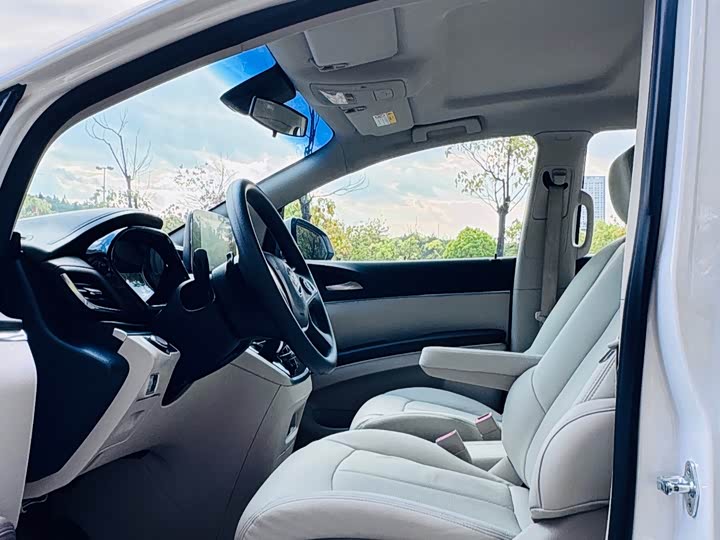 Buick GL8 ES 2023 2023款 陆上公务舱 舒适型