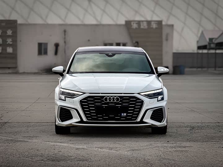 Zdjęcie 2 - Audi A3