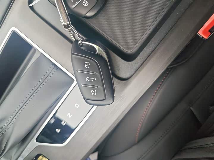 Roewe i5 2026 2026款 1.5L CVT豪华版