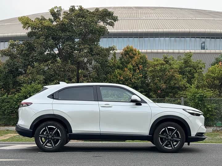 Honda Vezel 2025 2025款 1.5L CVT舒享版
