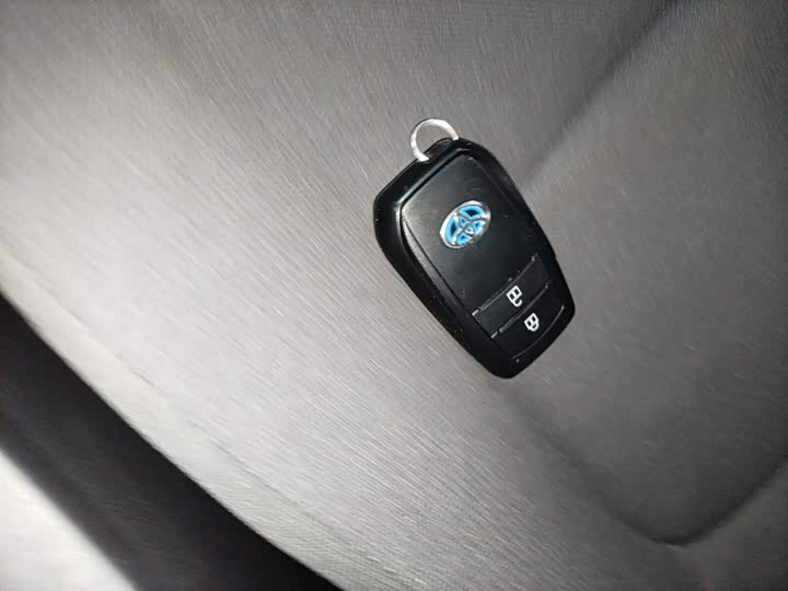 Toyota Corolla Cross 2023 2023款 双擎 2.0L 先锋版
