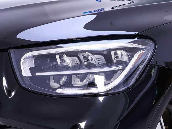 Zdjęcie 4 - Mercedes-Benz GLC-Class