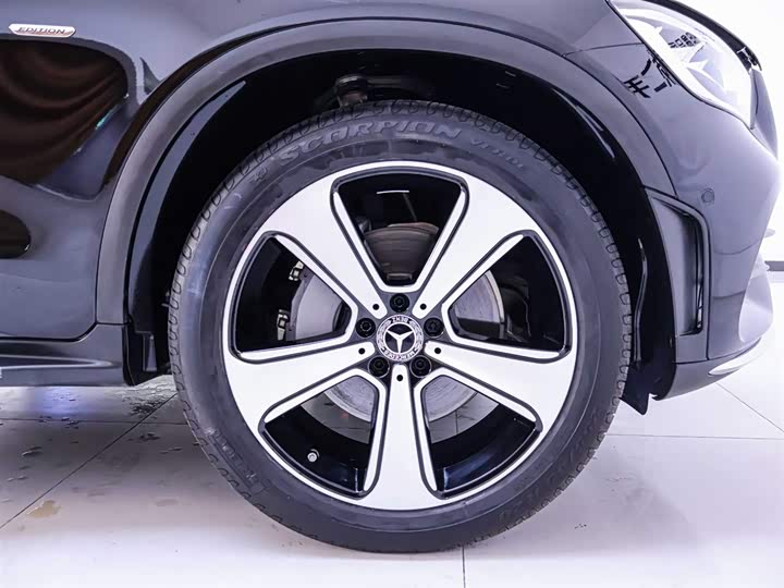 Zdjęcie 6 - Mercedes-Benz GLC-Class