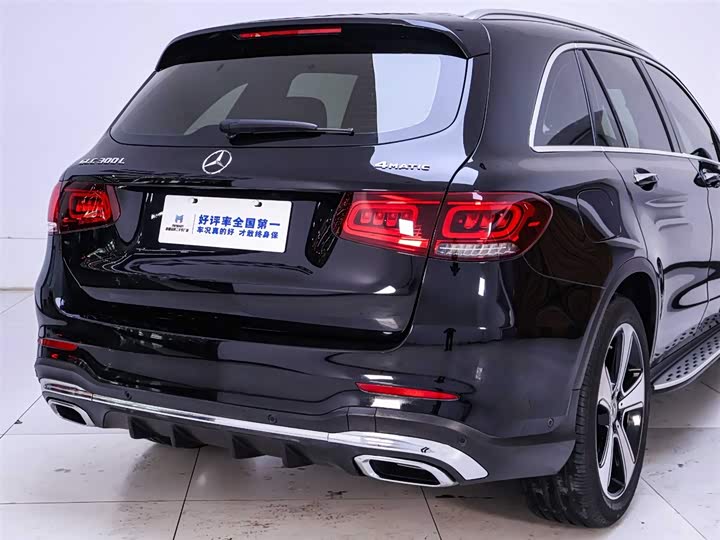 Zdjęcie 8 - Mercedes-Benz GLC-Class