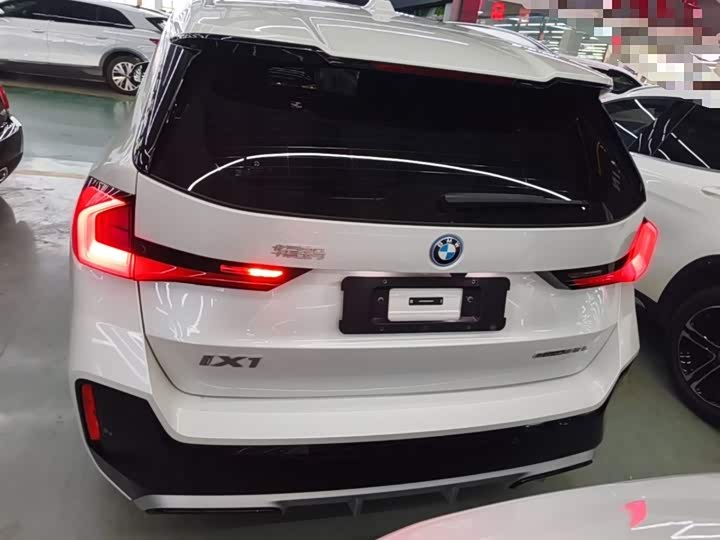 BMW iX1 2025 2025款 eDrive25L M运动套装
