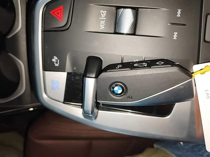 BMW iX1 2025 2025款 eDrive25L M运动套装
