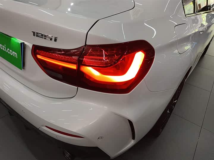 BMW 1 Series 2023 2023款 125i M运动曜夜版