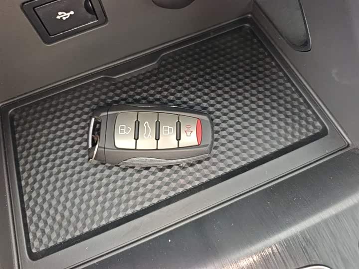 Haval H6 2025 2025款 1.5T 国潮都市版