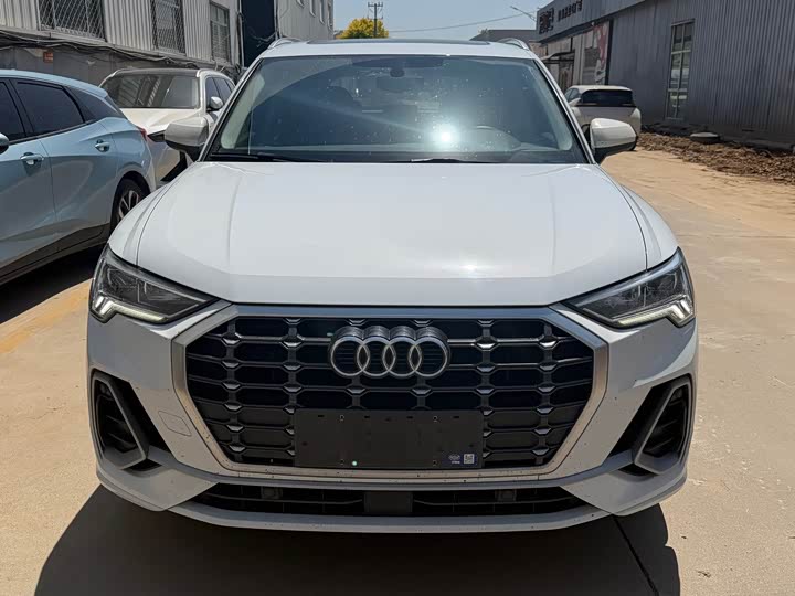 Zdjęcie 2 - Audi Q3