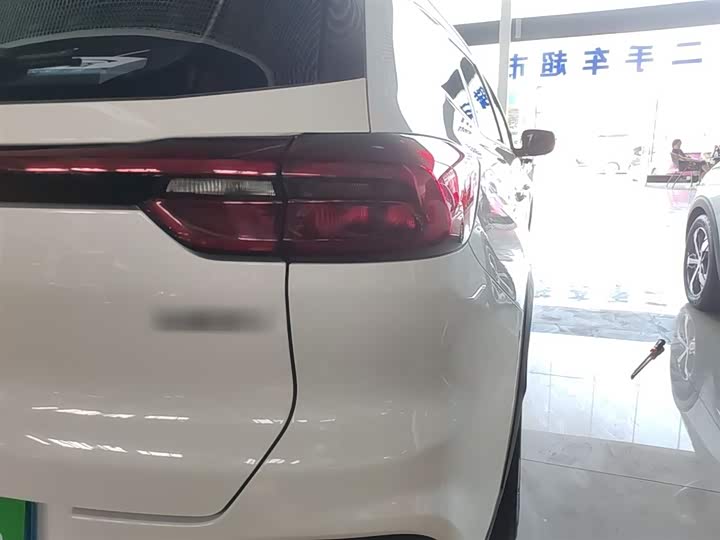 Фото 8 - Chery Tiggo 8