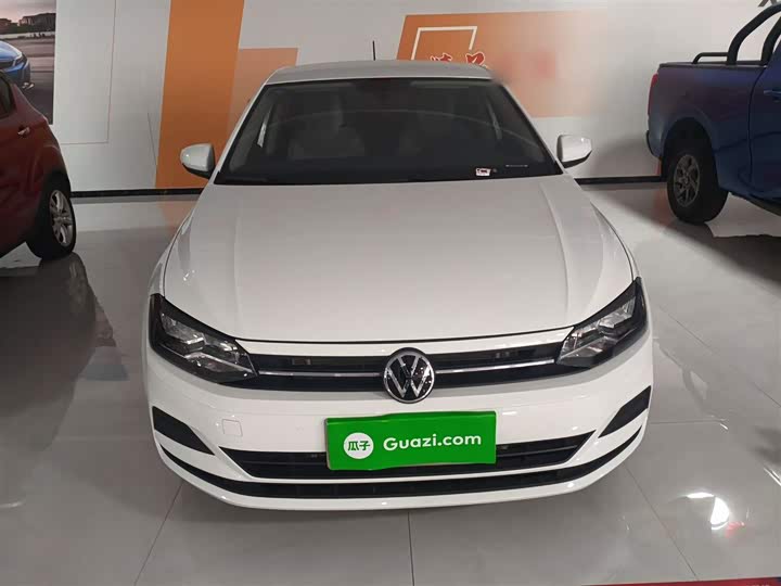 Фото 3 - Volkswagen Polo