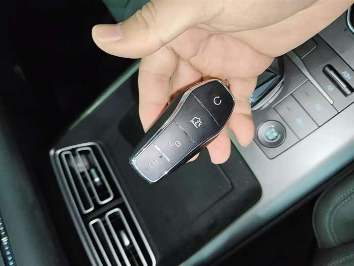 BYD Song Pro Hybrid 2025 2025款 第二代 智驾版 DM-i 115KM卓越型