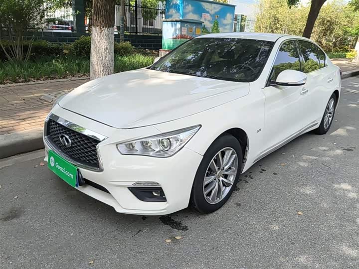 Infiniti Q50L