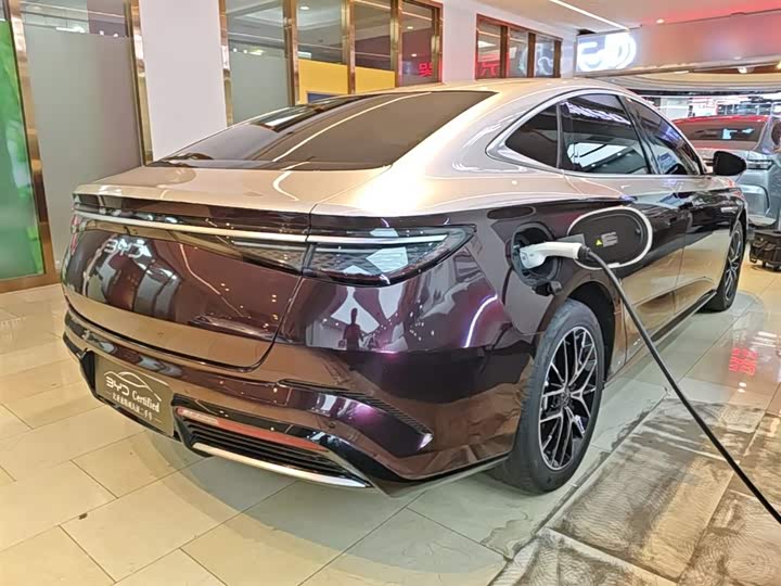 BYD Seal 07 DM-i Hybrid 2025 2025款 DM-i 1.5L 125km 尊贵型