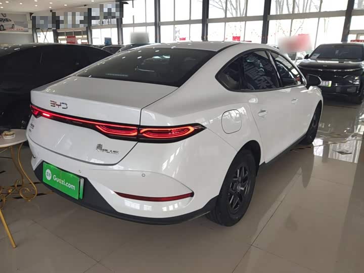 Фото 7 - BYD Qin Plus